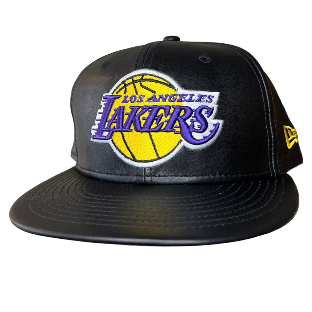 🏀 New Era Los Angeles Lakers Pu Leather 59FIFTY Fitted Black Leather Hat, 7 1/8